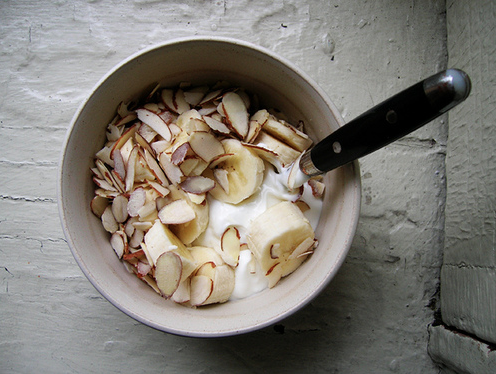 Greek Yogurt with Almonds what to eat before after yoga class